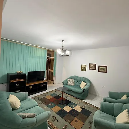 Center View アパート